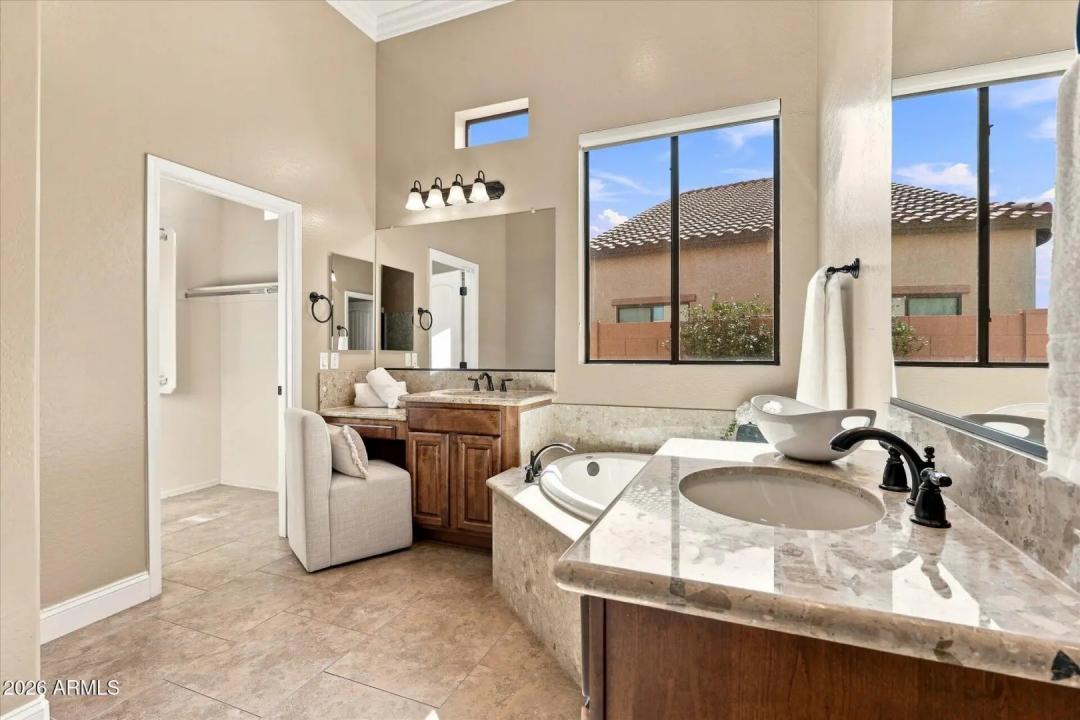 Real Estate Picture 29