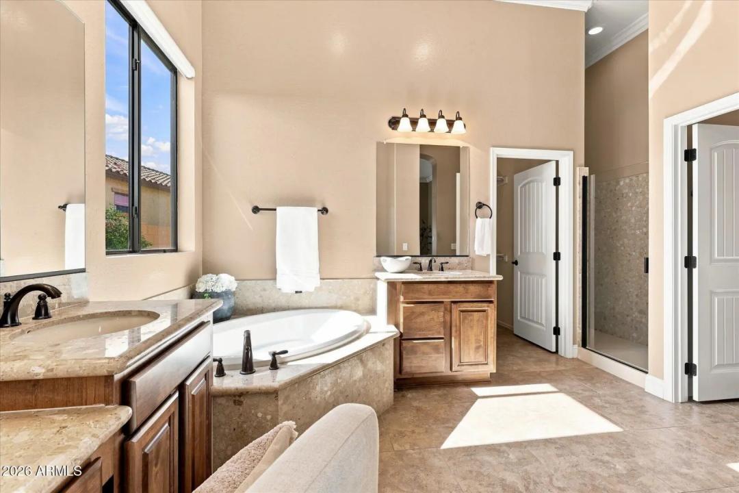 Real Estate Picture 30