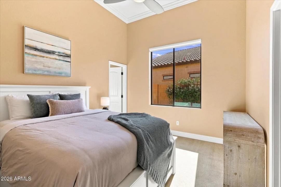 Real Estate Picture 33