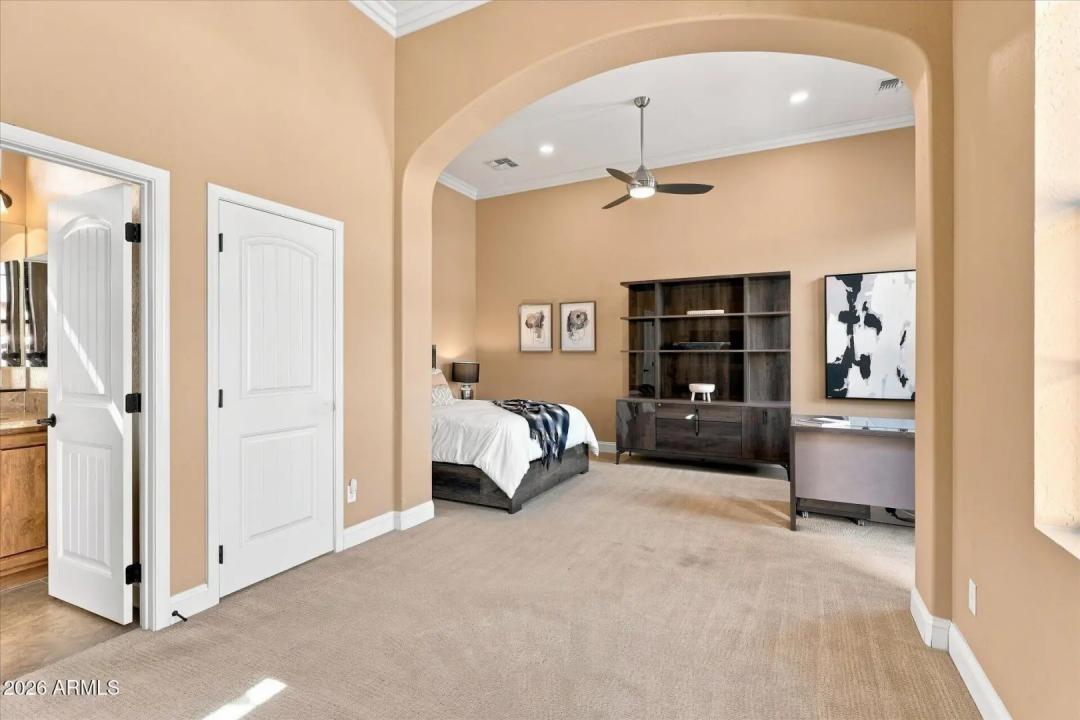 Real Estate Picture 40