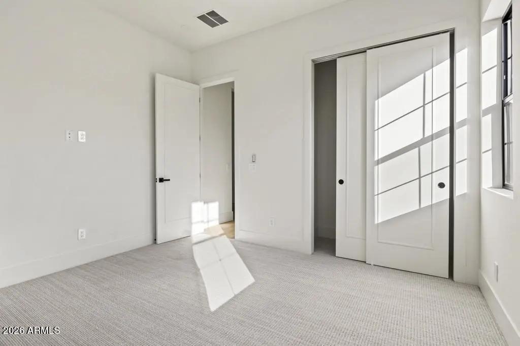 Real Estate Picture 17