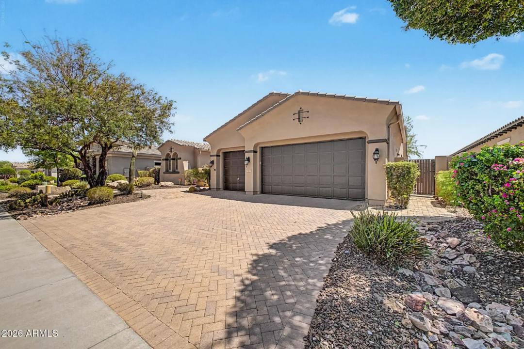 Real Estate Picture 2