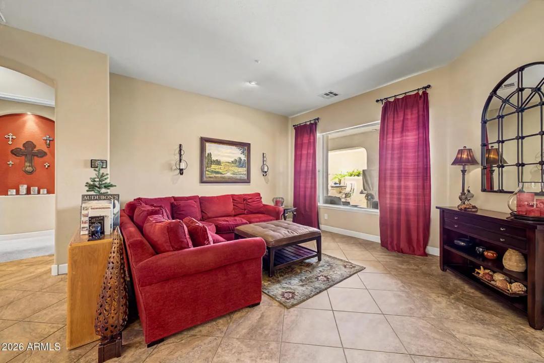 Real Estate Picture 7