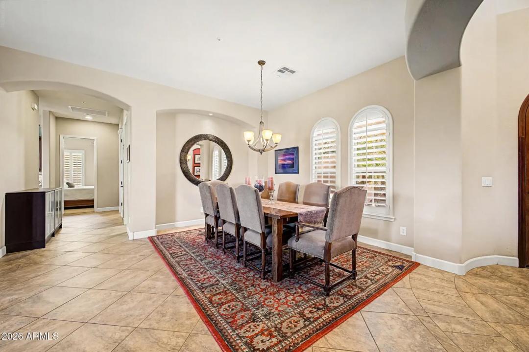 Real Estate Picture 12