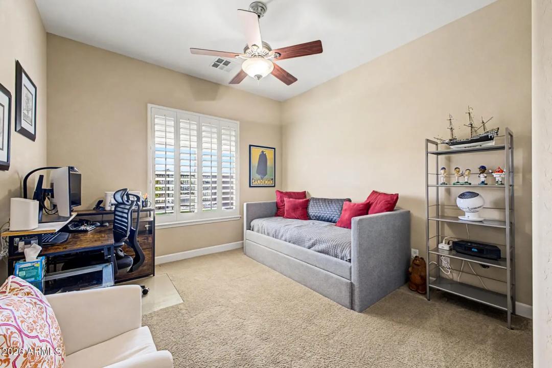 Real Estate Picture 33