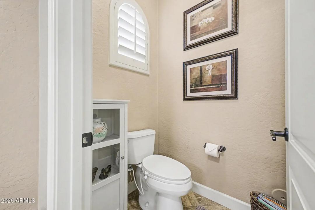 Real Estate Picture 35