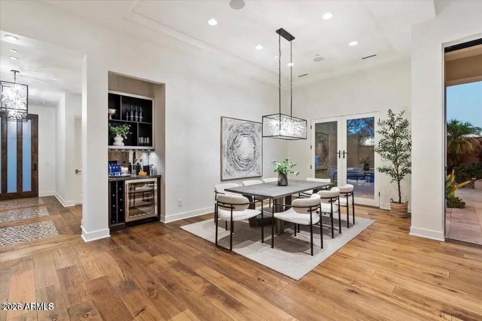 Real Estate Picture 4