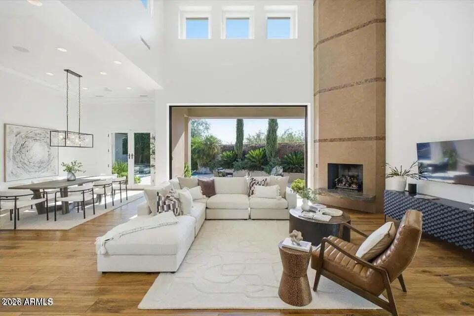 Real Estate Picture 9