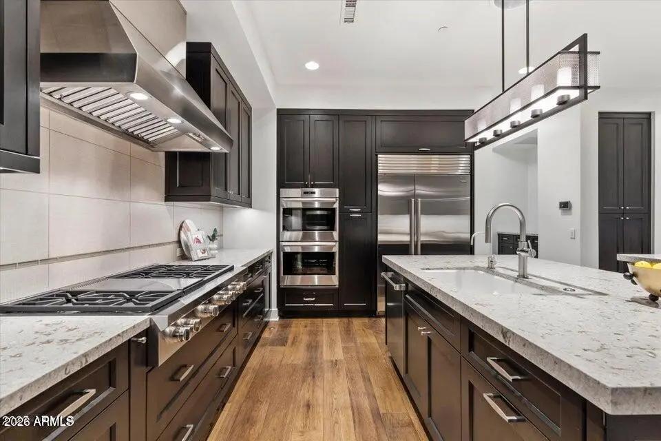 Real Estate Picture 16