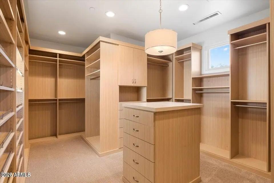 Real Estate Picture 22