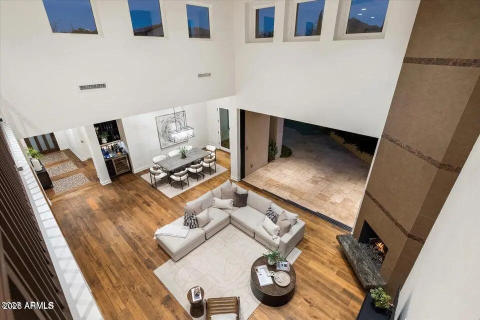 Real Estate Picture 27