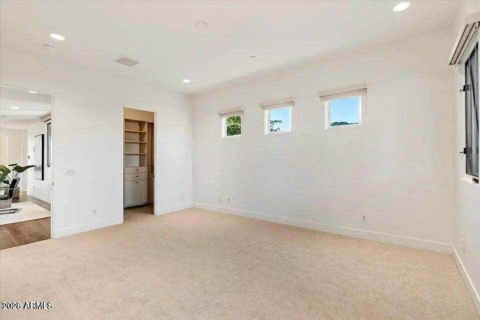 Real Estate Picture 29