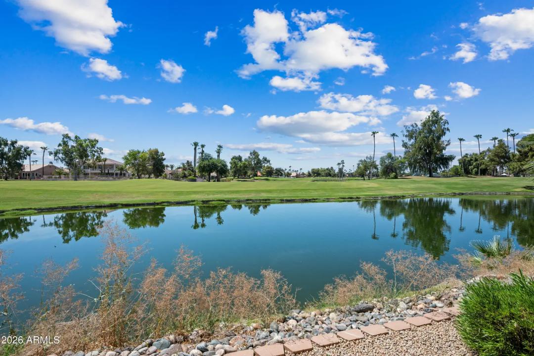 Real Estate Picture 20