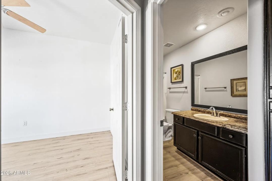 Real Estate Picture 27