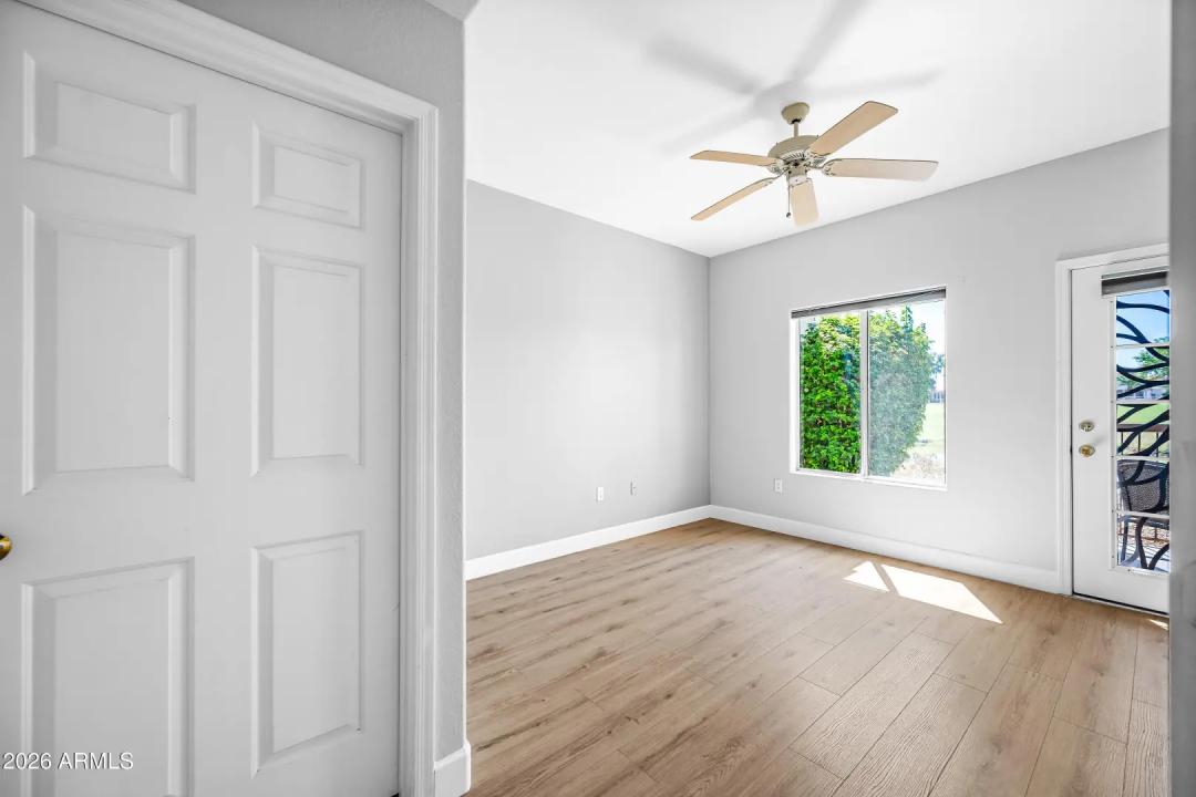 Real Estate Picture 18