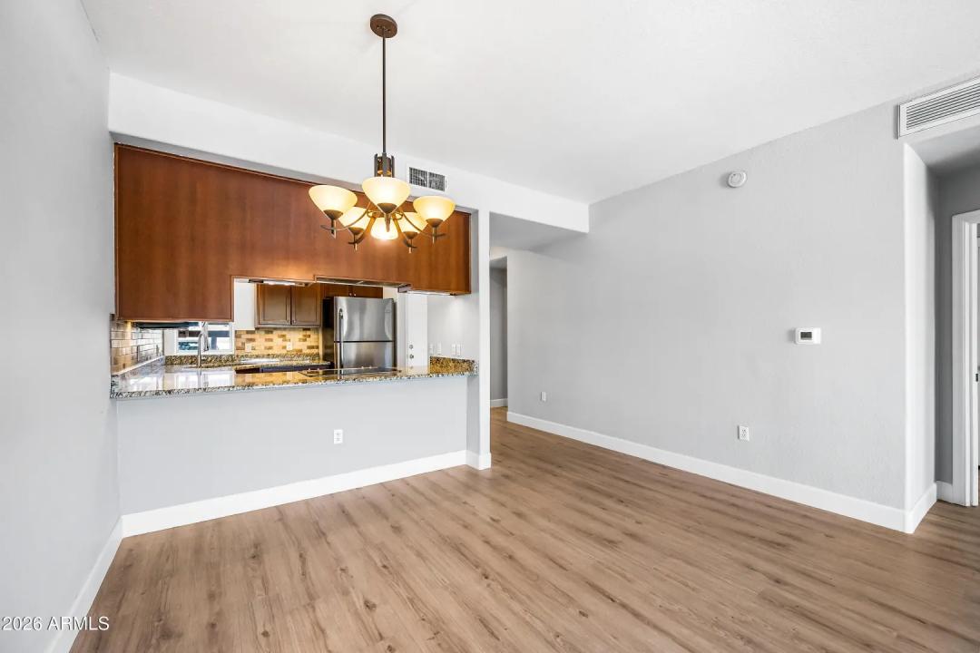 Real Estate Picture 6
