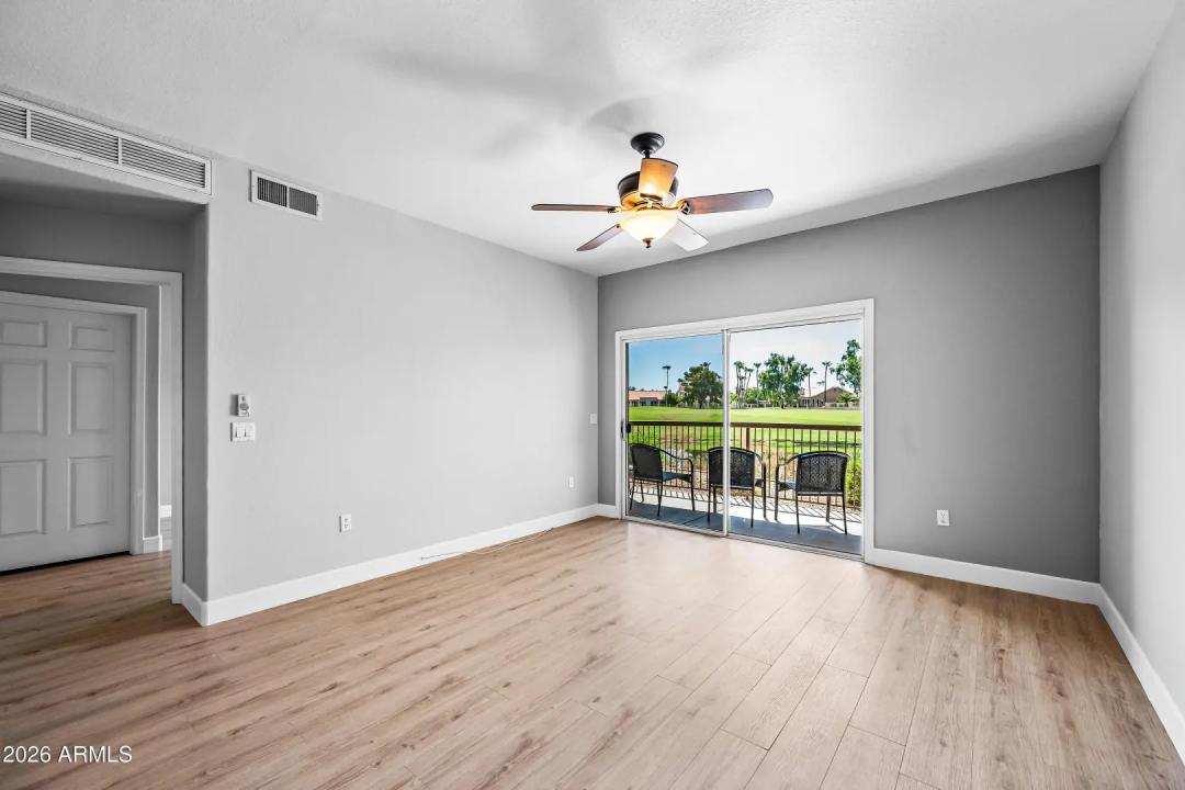 Real Estate Picture 3
