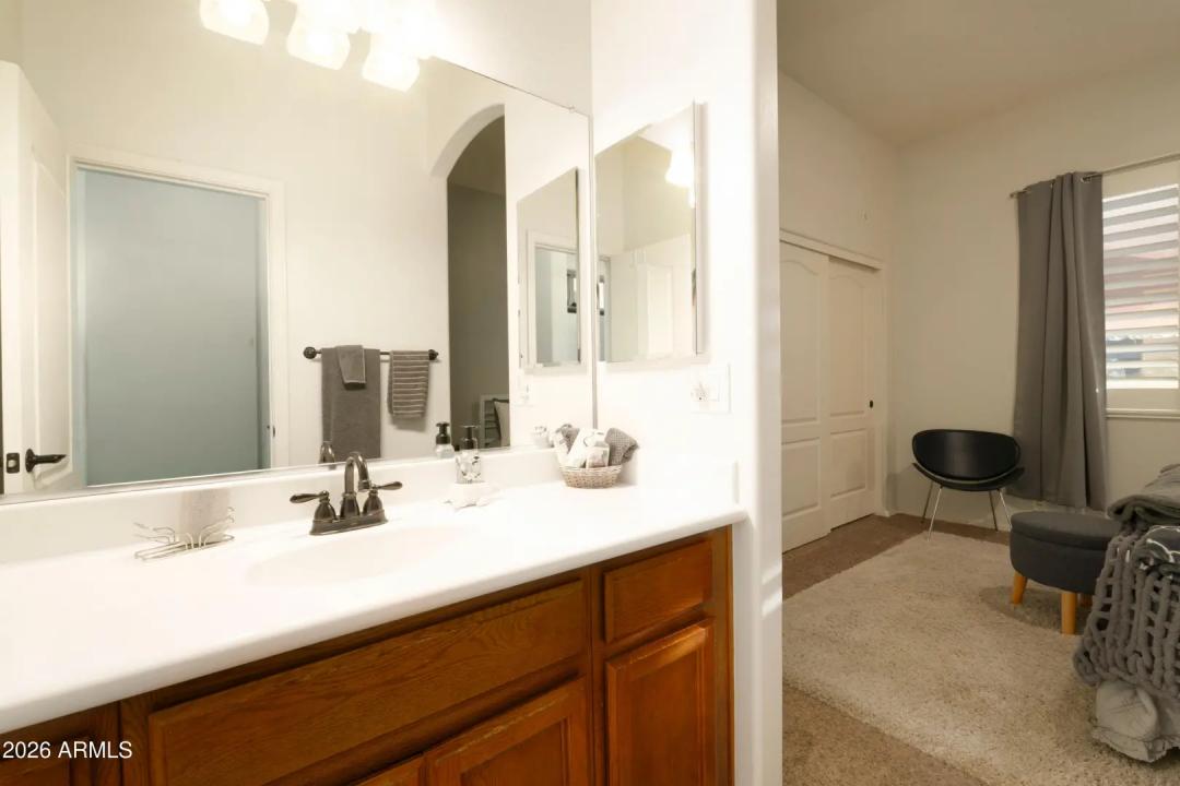 Real Estate Picture 19