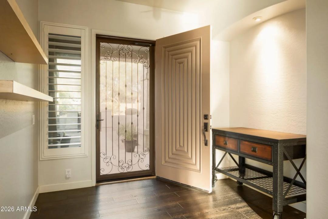 Real Estate Picture 5