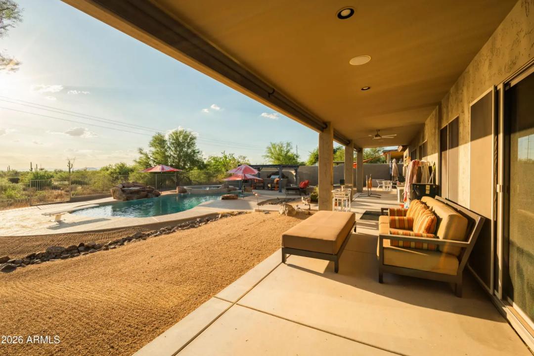 Real Estate Picture 26