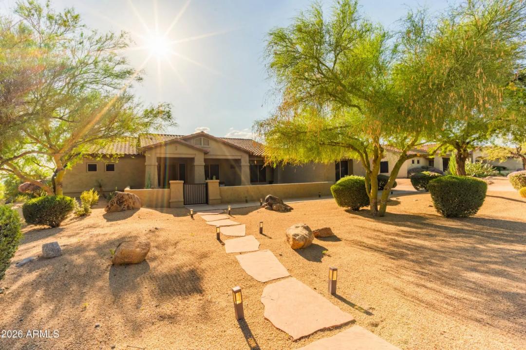 Real Estate Picture 4