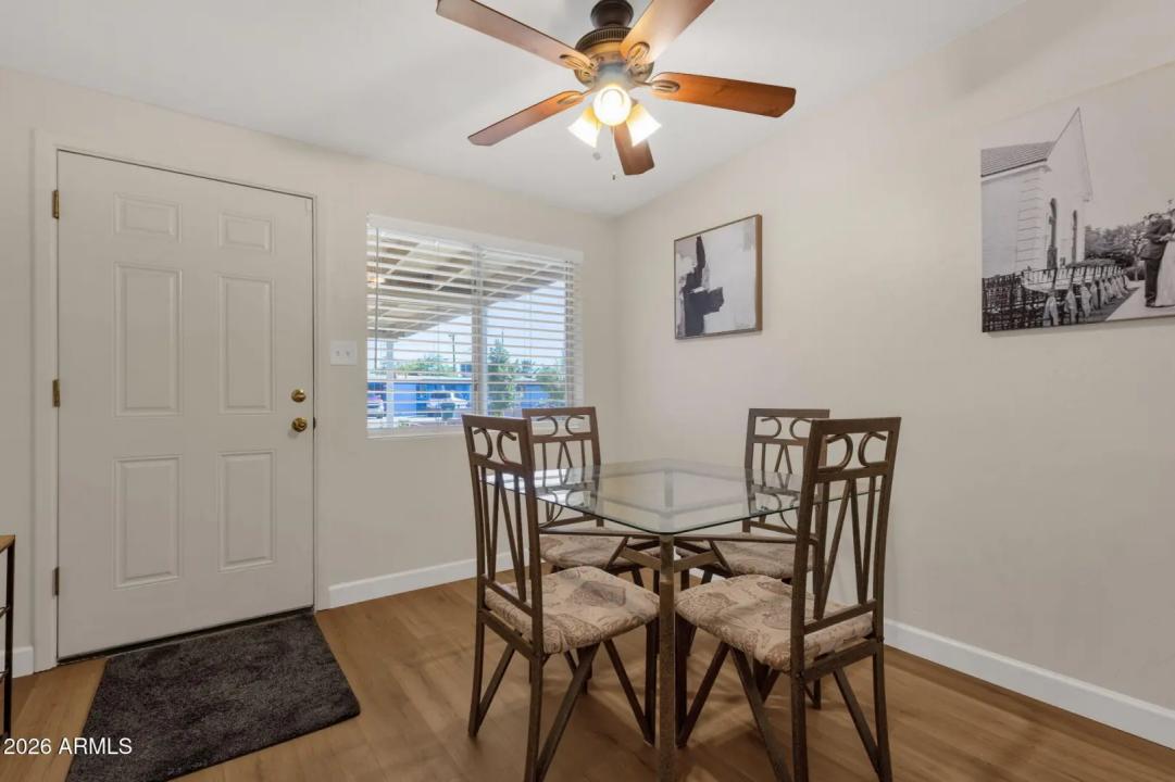 Real Estate Picture 16