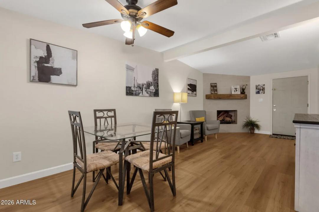 Real Estate Picture 17