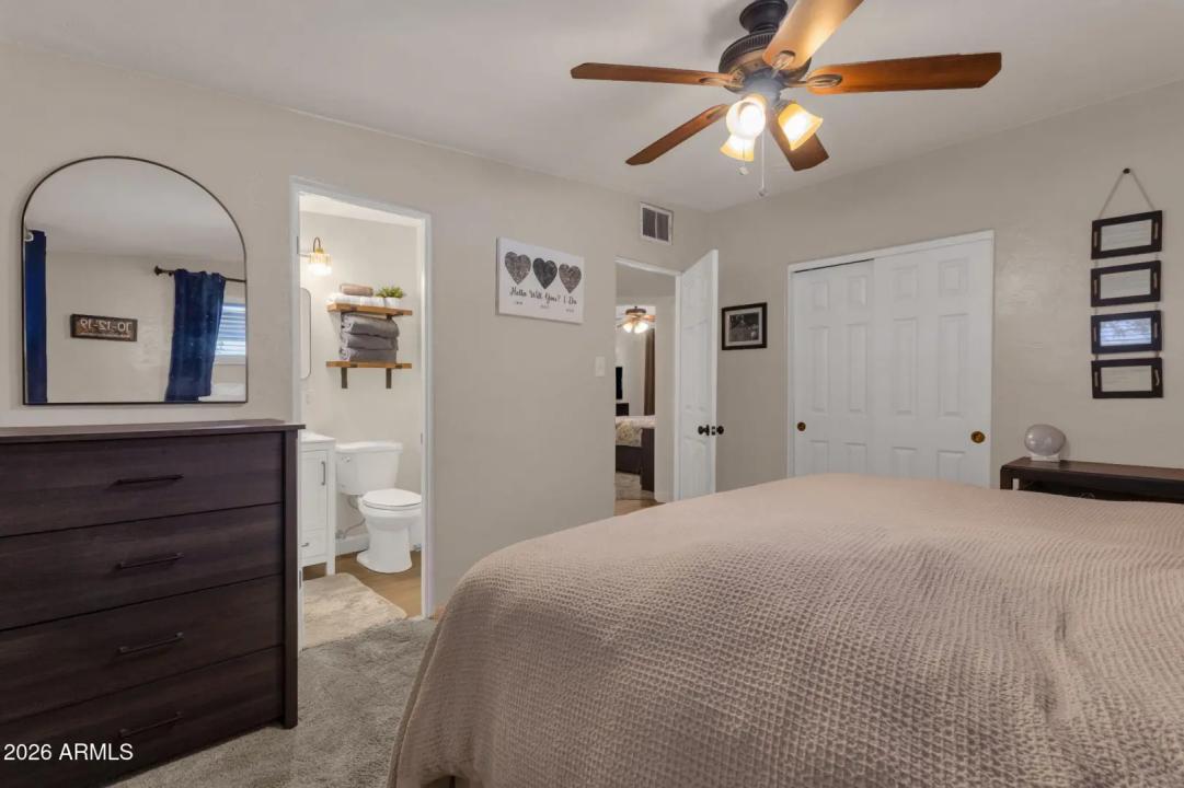 Real Estate Picture 20