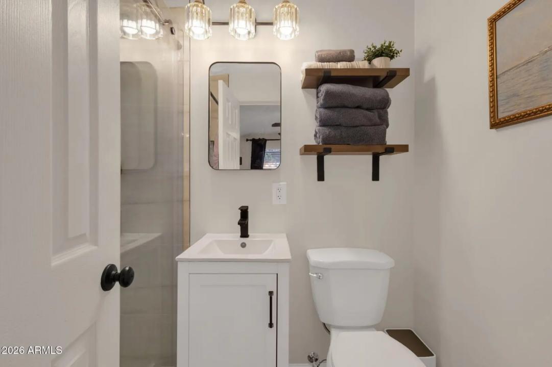 Real Estate Picture 21