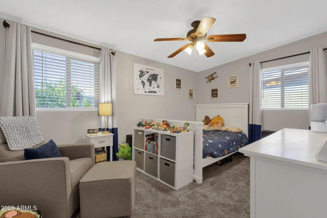 Real Estate Picture 23