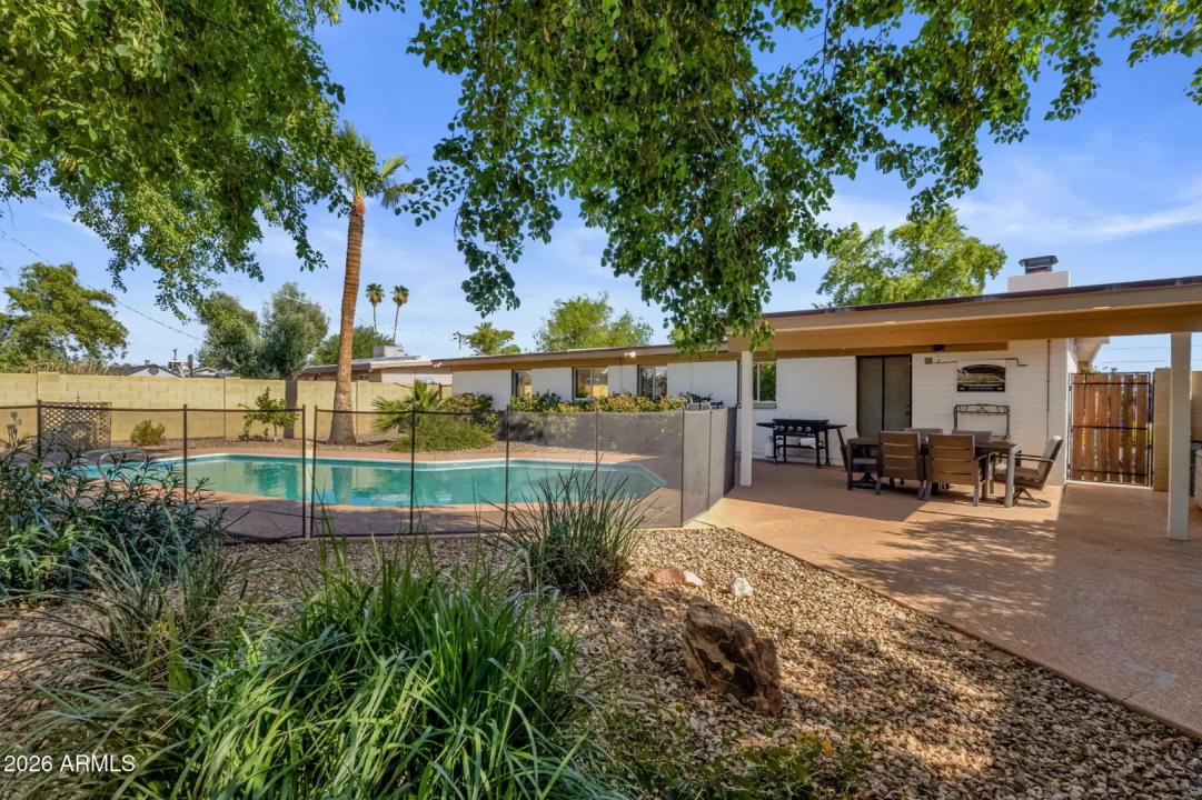 Real Estate Picture 29