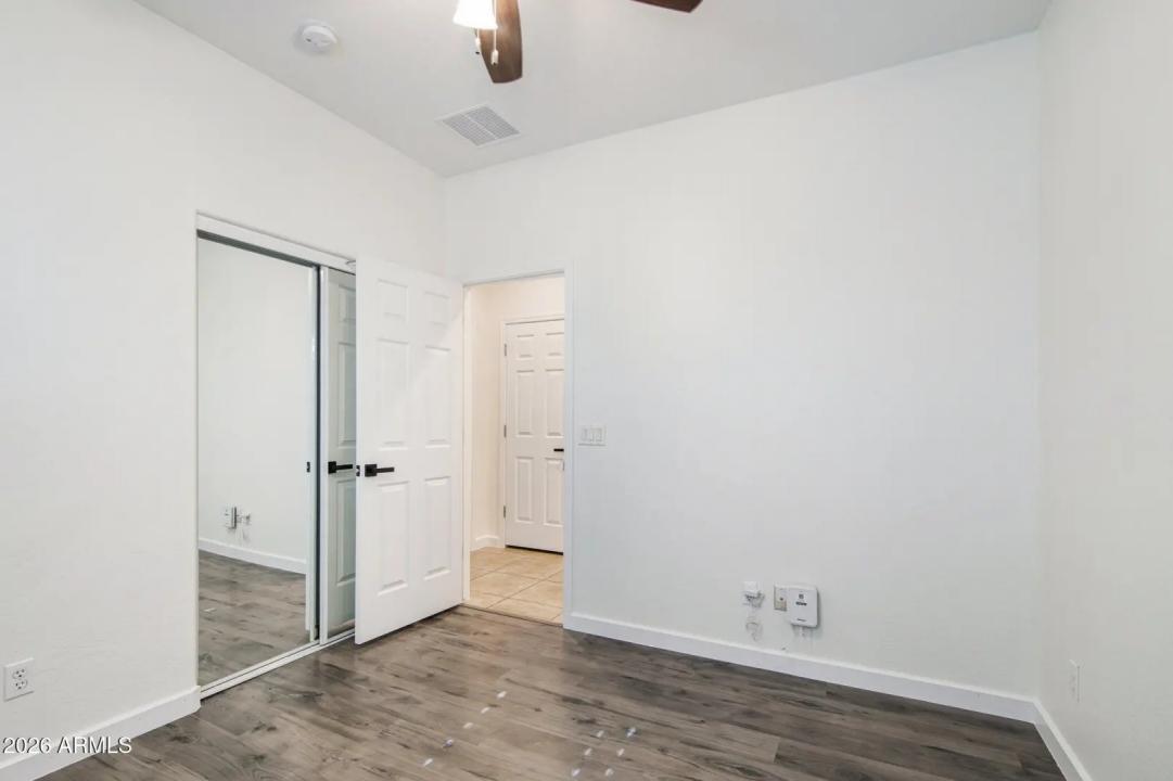 Real Estate Picture 22