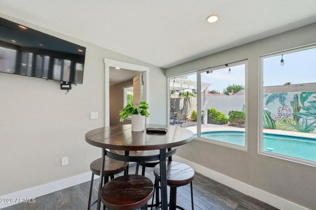 Real Estate Picture 26