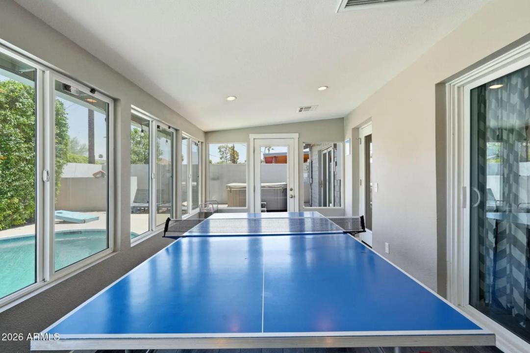 Real Estate Picture 30