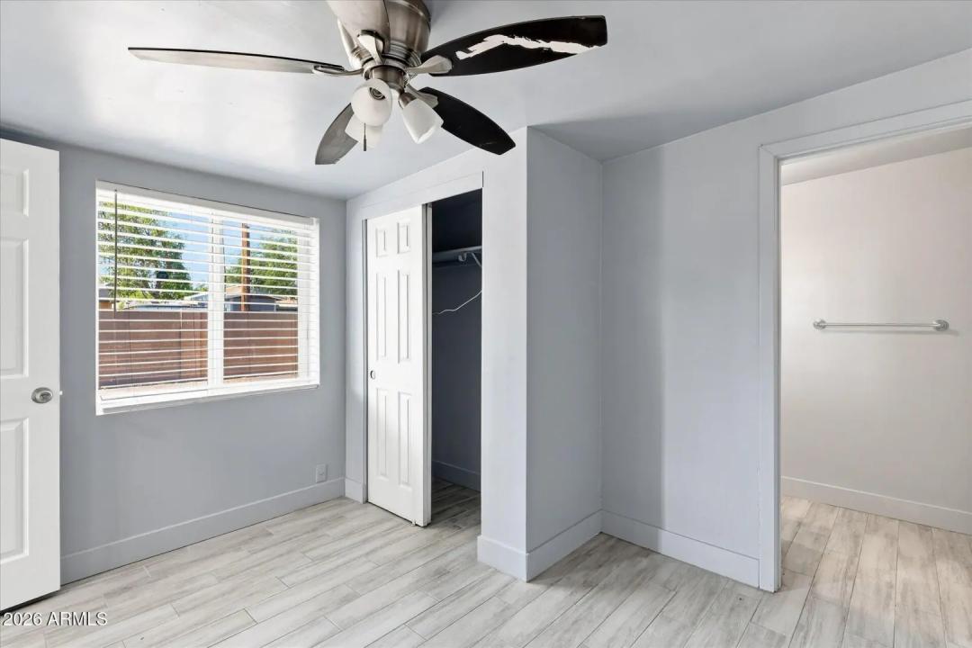 Real Estate Picture 15