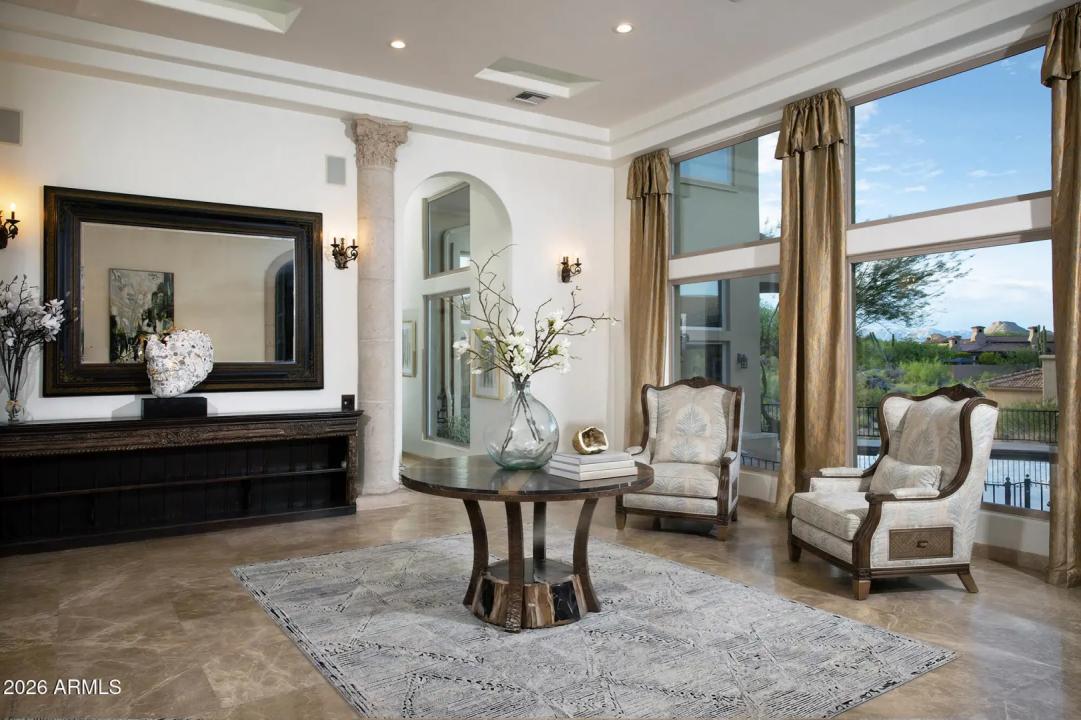 Real Estate Picture 5