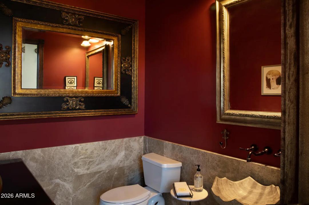 Real Estate Picture 14