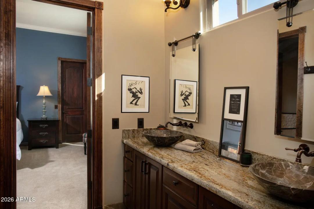 Real Estate Picture 22