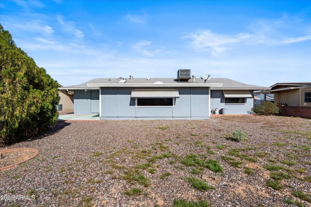 Real Estate Picture 24