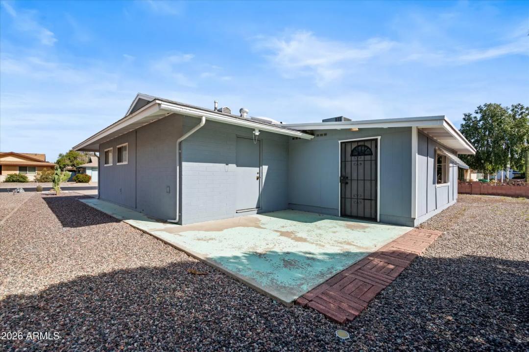 Real Estate Picture 23