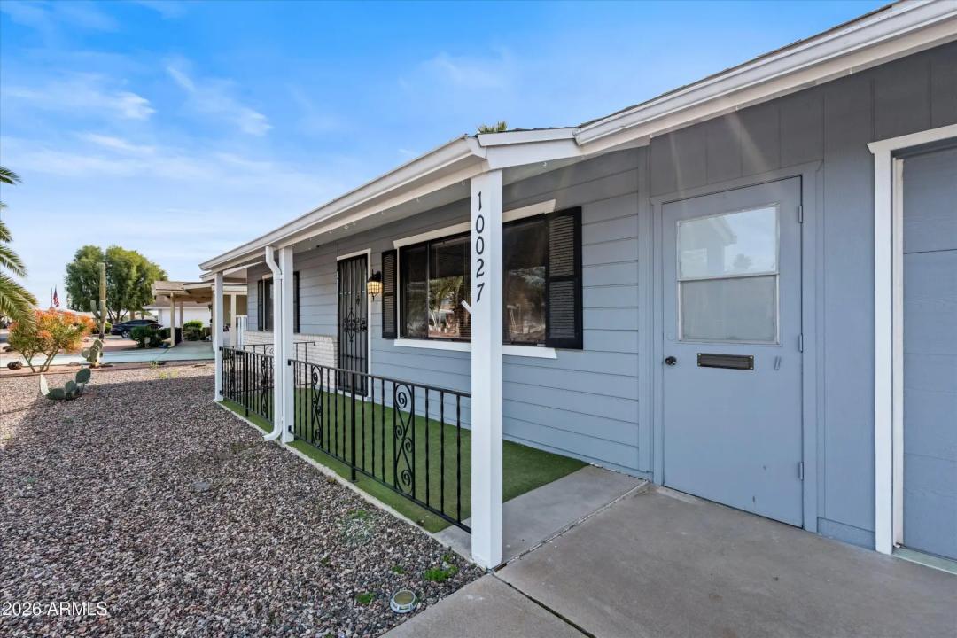 Real Estate Picture 4