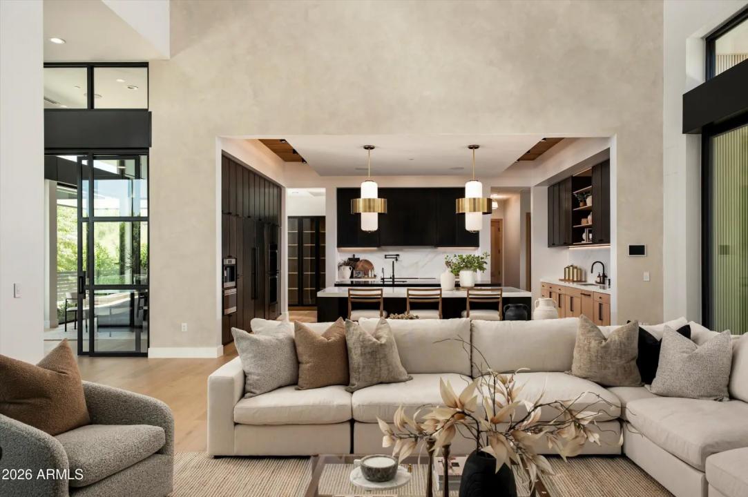 Real Estate Picture 2