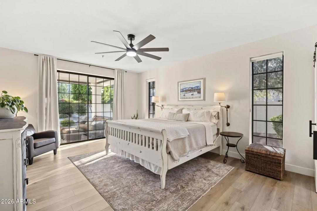 Real Estate Picture 19
