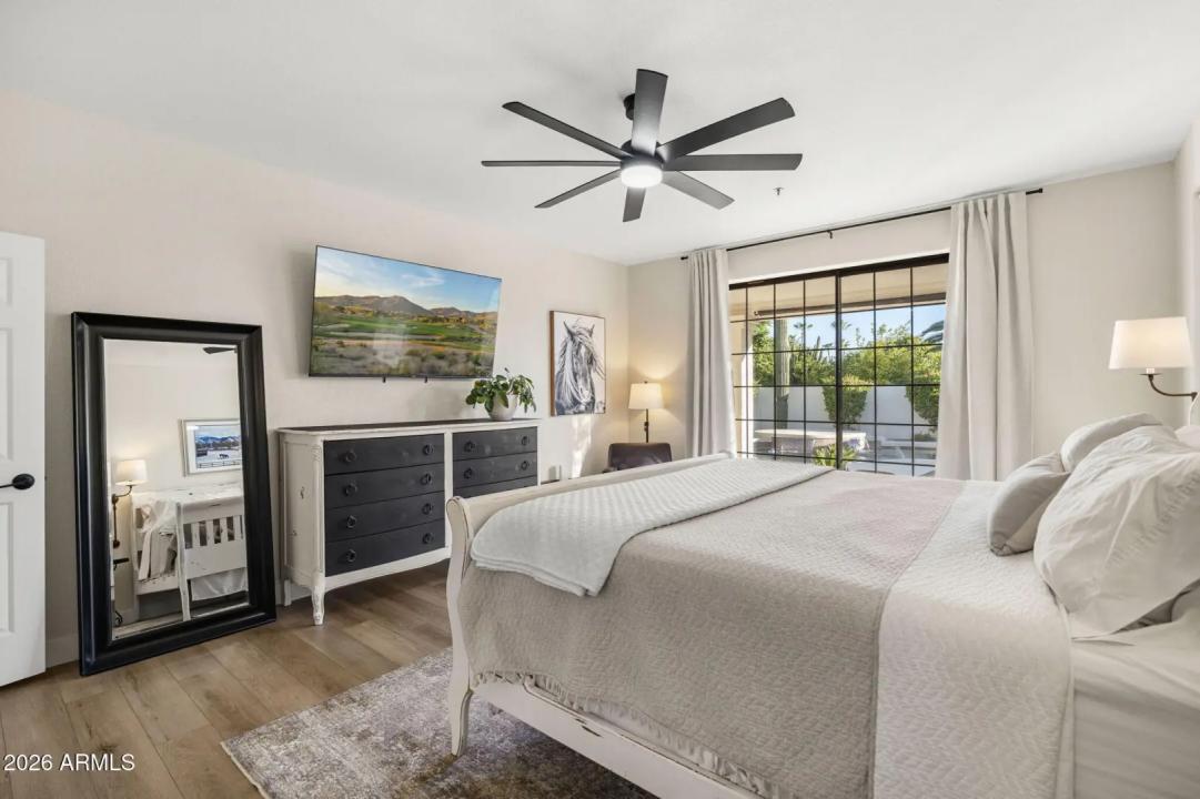 Real Estate Picture 20