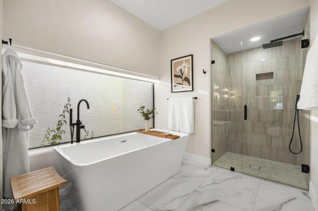 Real Estate Picture 23