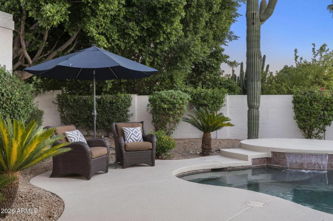 Real Estate Picture 32