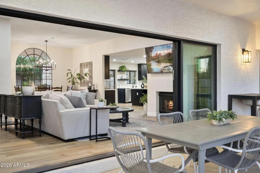 Real Estate Picture 3