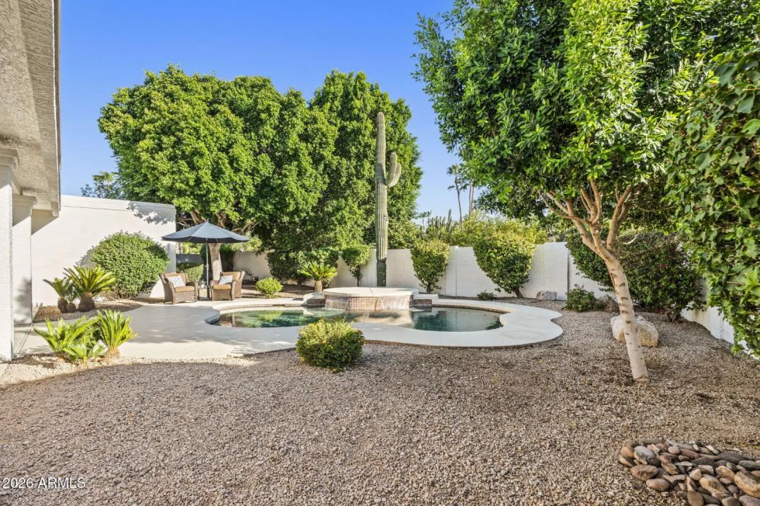 Real Estate Picture 34