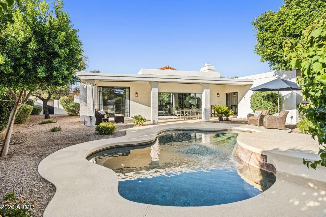 Real Estate Picture 33