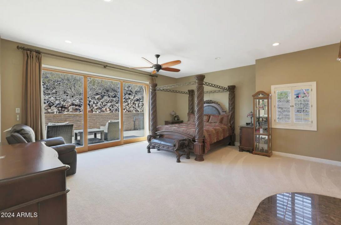 Real Estate Picture 6
